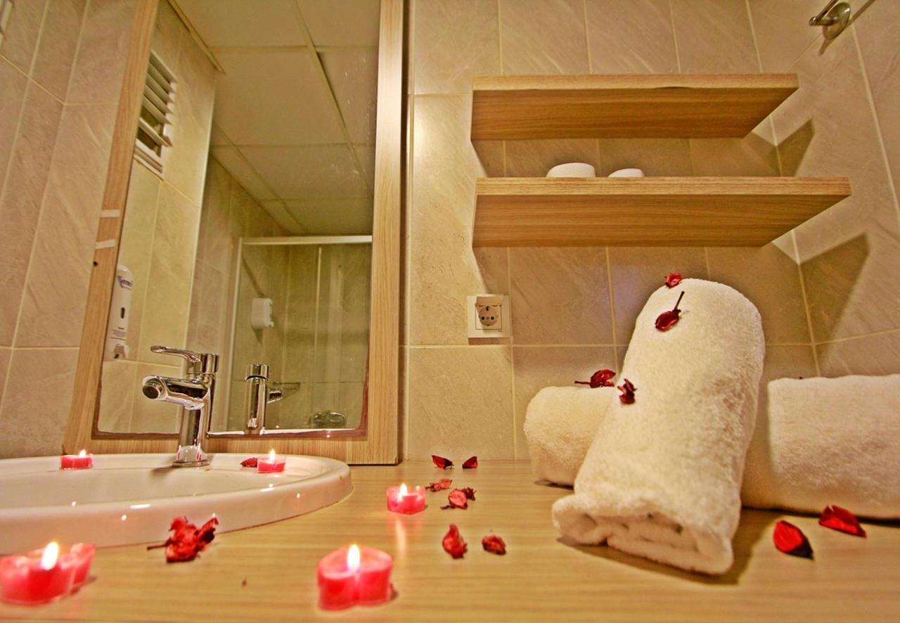 Red House Vip Apartmant Suites Istanbul Exterior foto